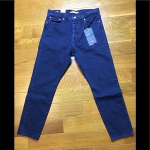 Levi's wedgie fit Intergalactic size 31